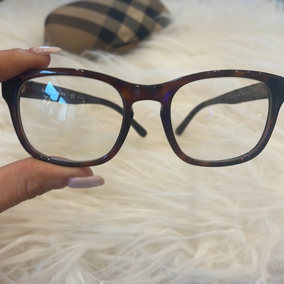 Designer Glasses-Burberry - Picture 4 of 4